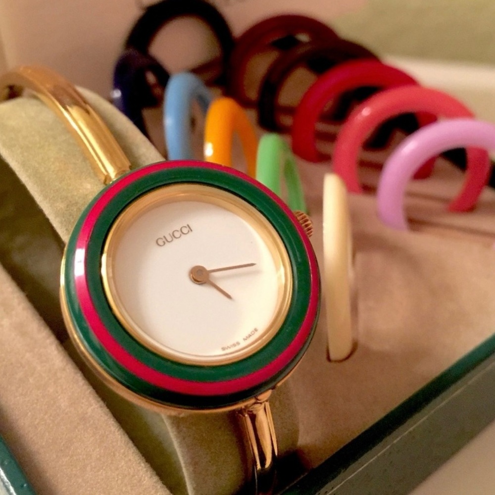 Coming soon~Near MINT~Vintage Gucci Watch W/Box/Papers
